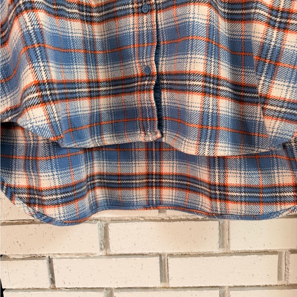 American Eagle Orange/Blue Flannel Shacket in Size Large | Cabincore - Picture 4 of 6